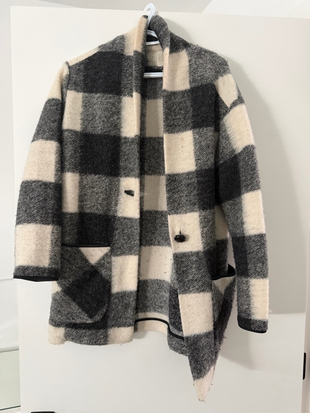 Wilfred Free Gray & Cream Knit Sweater